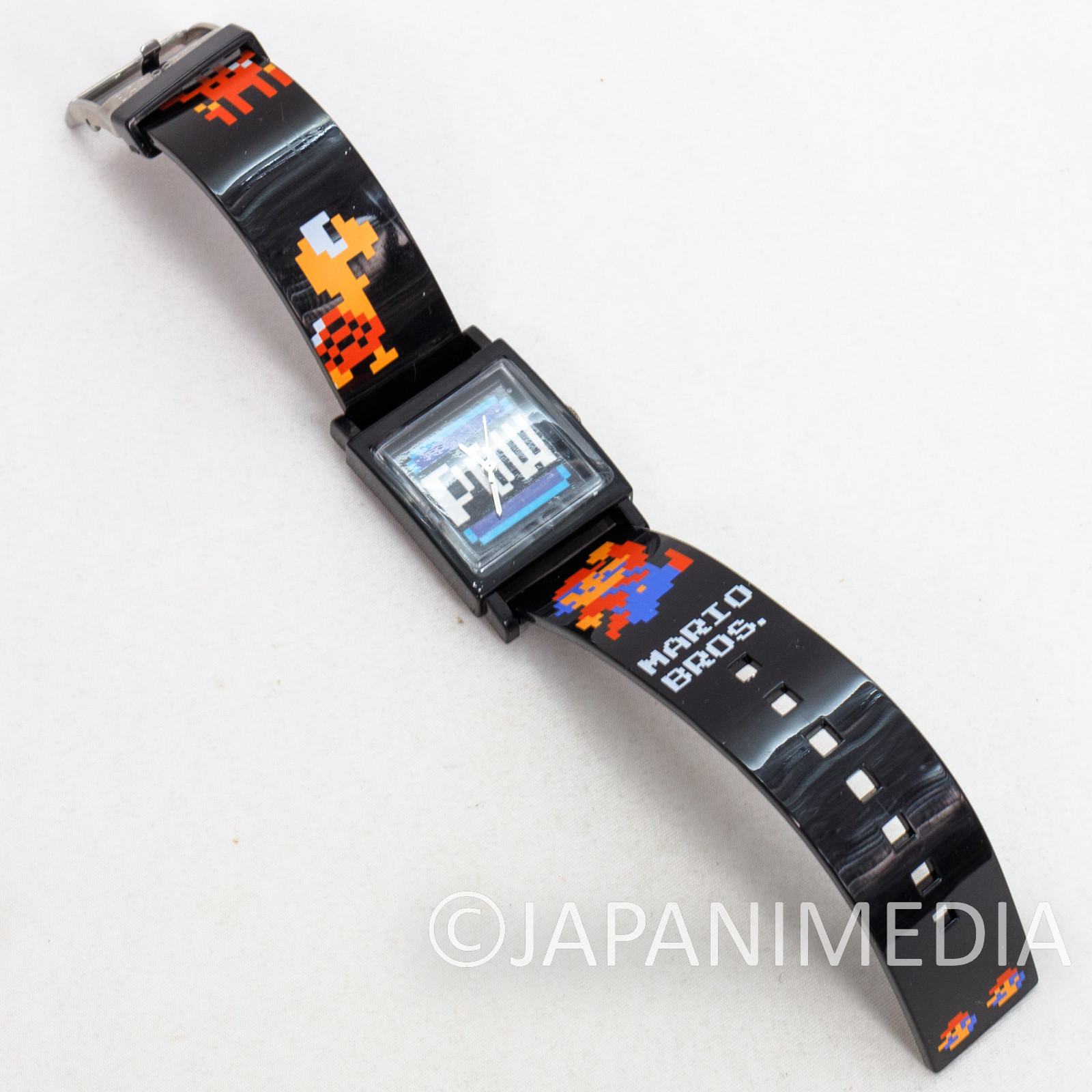 RARE Nintendo Wrist Watch In Cube Case Mario Brothers Banpresto JAPAN GAME NES