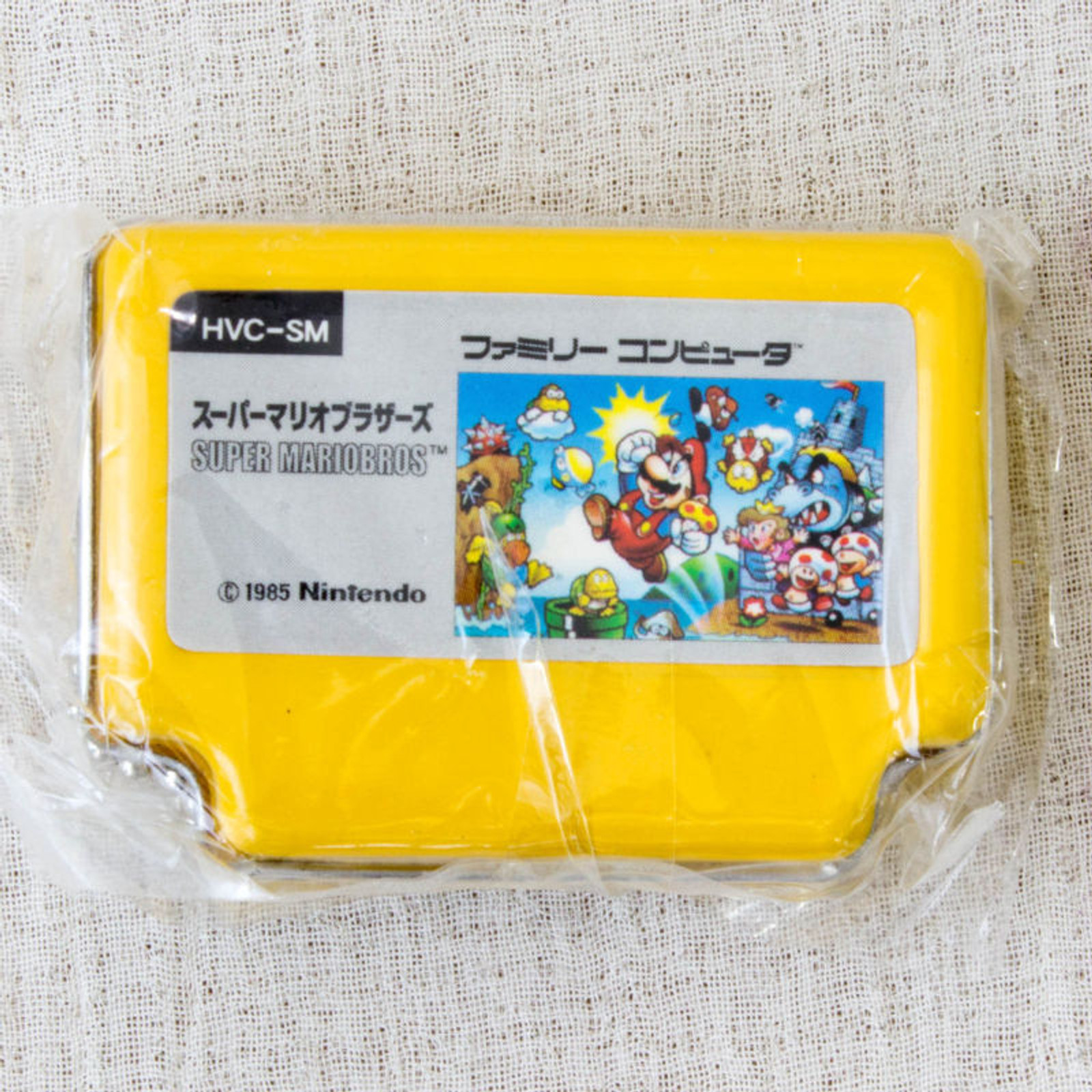 Super Mario Bros. Famicom Mini Can Case Keychain + Dot Figure Epoch JAPAN