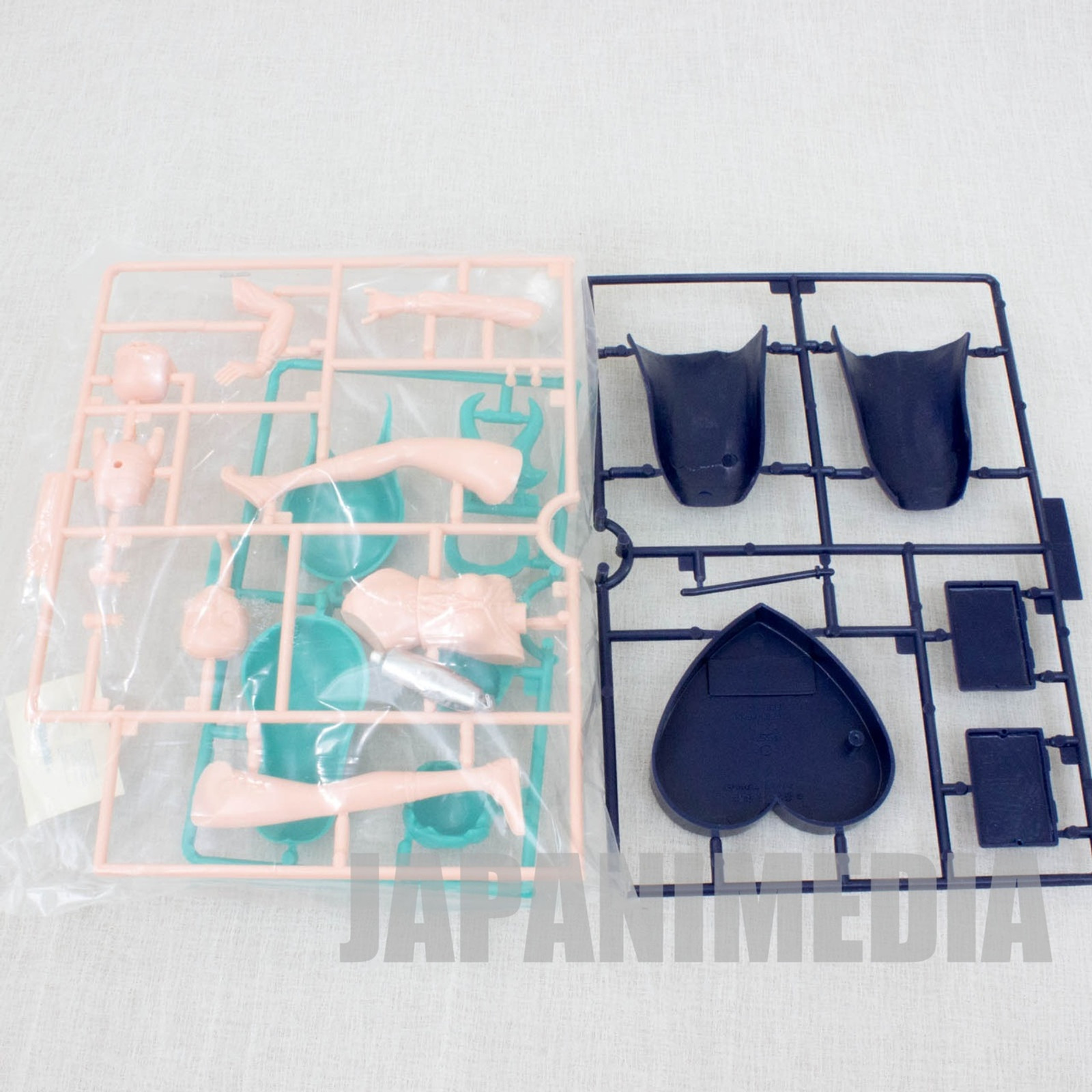 Urusei Yatsura High School Lum Plastic Model Kit Figure BANDAI JAPAN ANIME MANGA