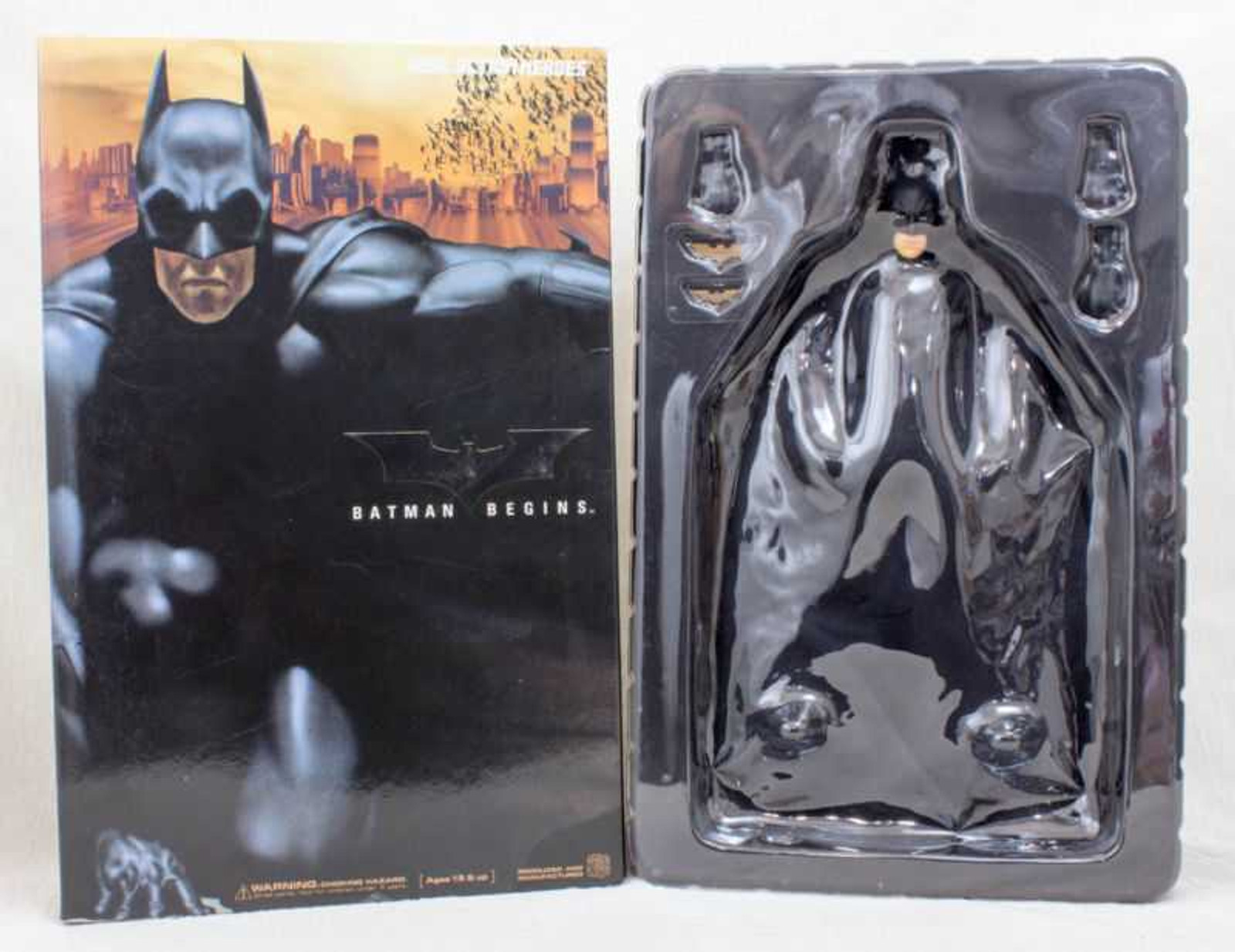 Batman Begins RAH Real Action Hero Figure Medicom Toy JAPAN MOVIE Japanimedia Store FRONT Batman Begins RAH Real Action Hero Figure Medicom Toy JAPAN MOVIE Japanimedia Store FRONT