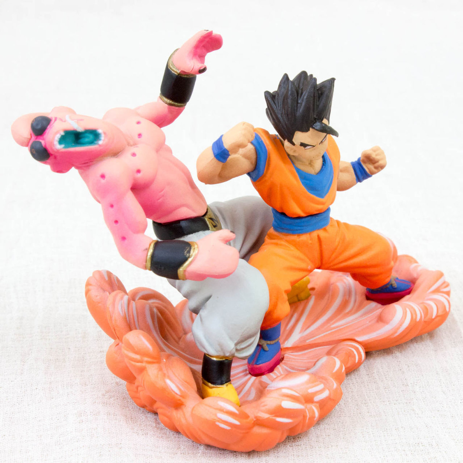 RARE! Dragon Ball Z Mini Figure Gohan vs Majin Boo Megahouse JAPAN ANIME CAPSULE