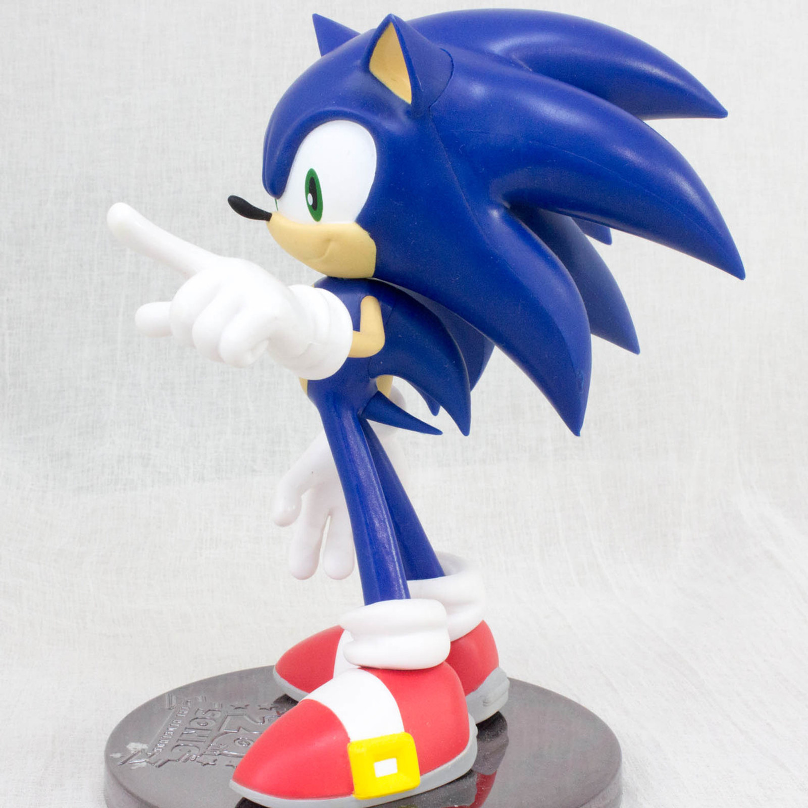 Sonic The Hedgehog 20th Anniversary Figure SEGA JAPAN GAME MEGA DRIVE