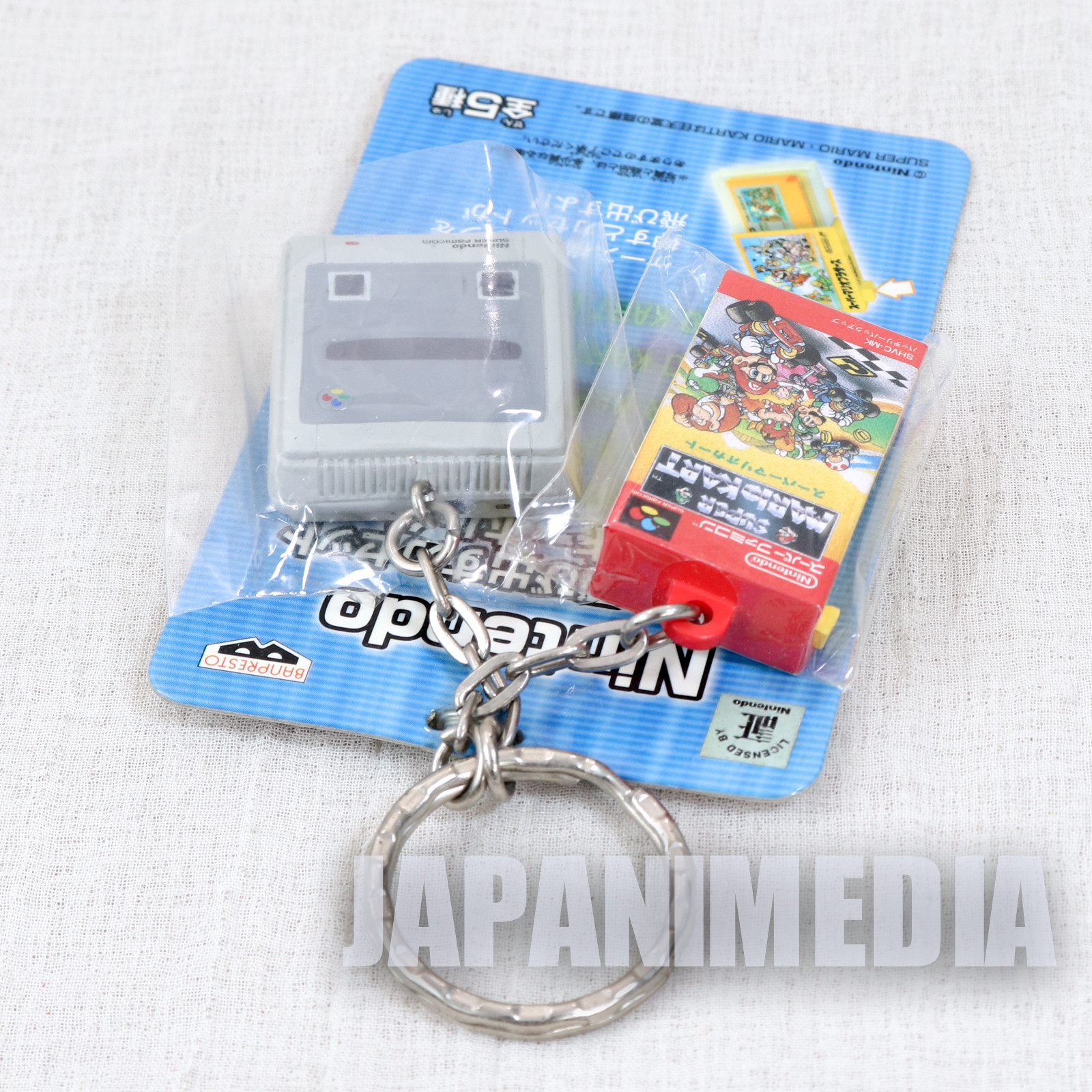 Nintendo Miniature Figure Key Chain Super Famicom & Super Mario Kart SNES JAPAN