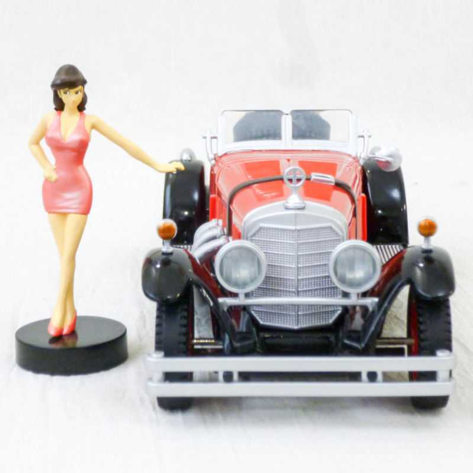 Lupin the Third (3rd) Fujiko Mine 1/24 Car Model & Figure Red JAPAN ANIME MANGA