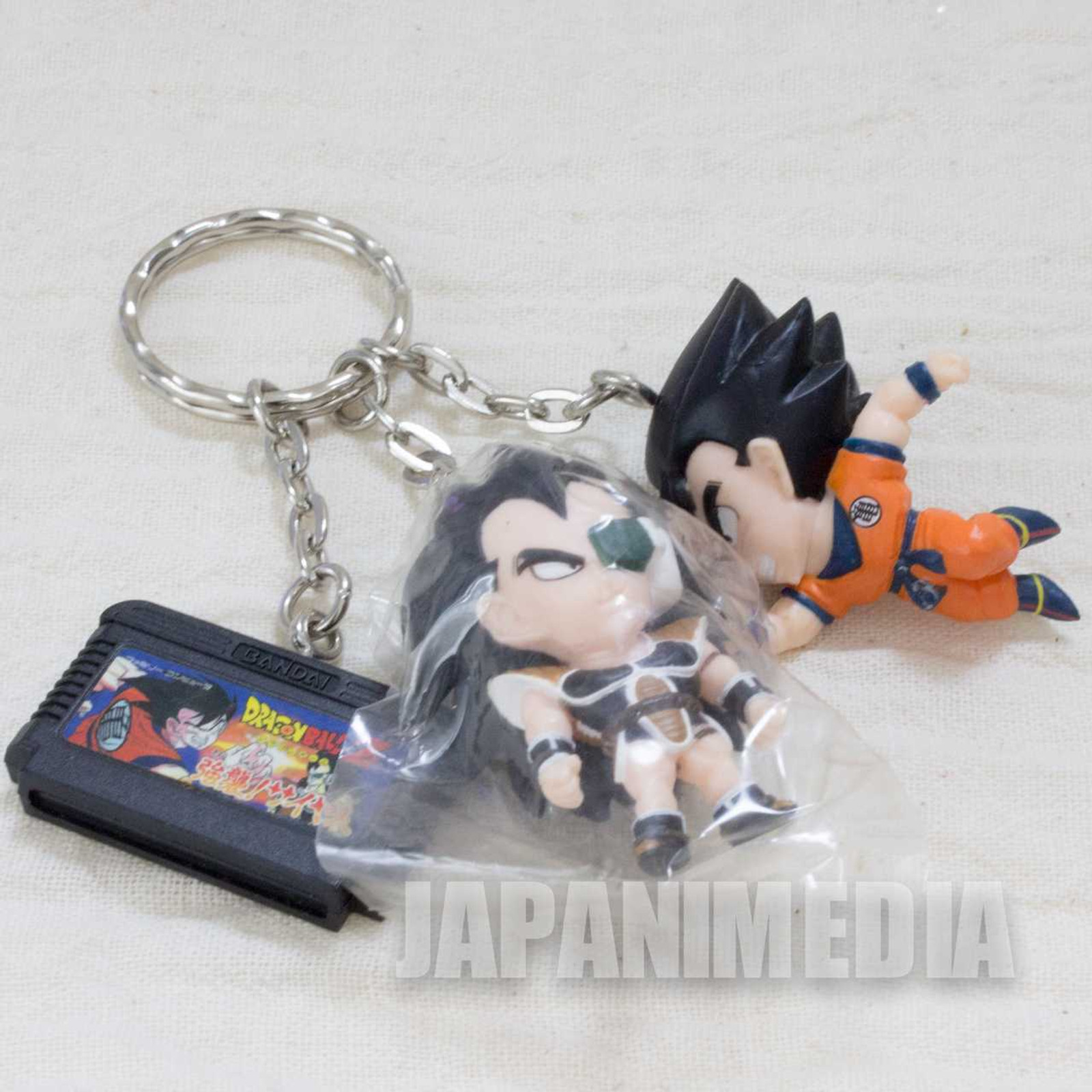 Dragon Ball Z Gokou & Raditz & Famicom Cassette Figure Keychain Banpresto 2 Japanimedia Store