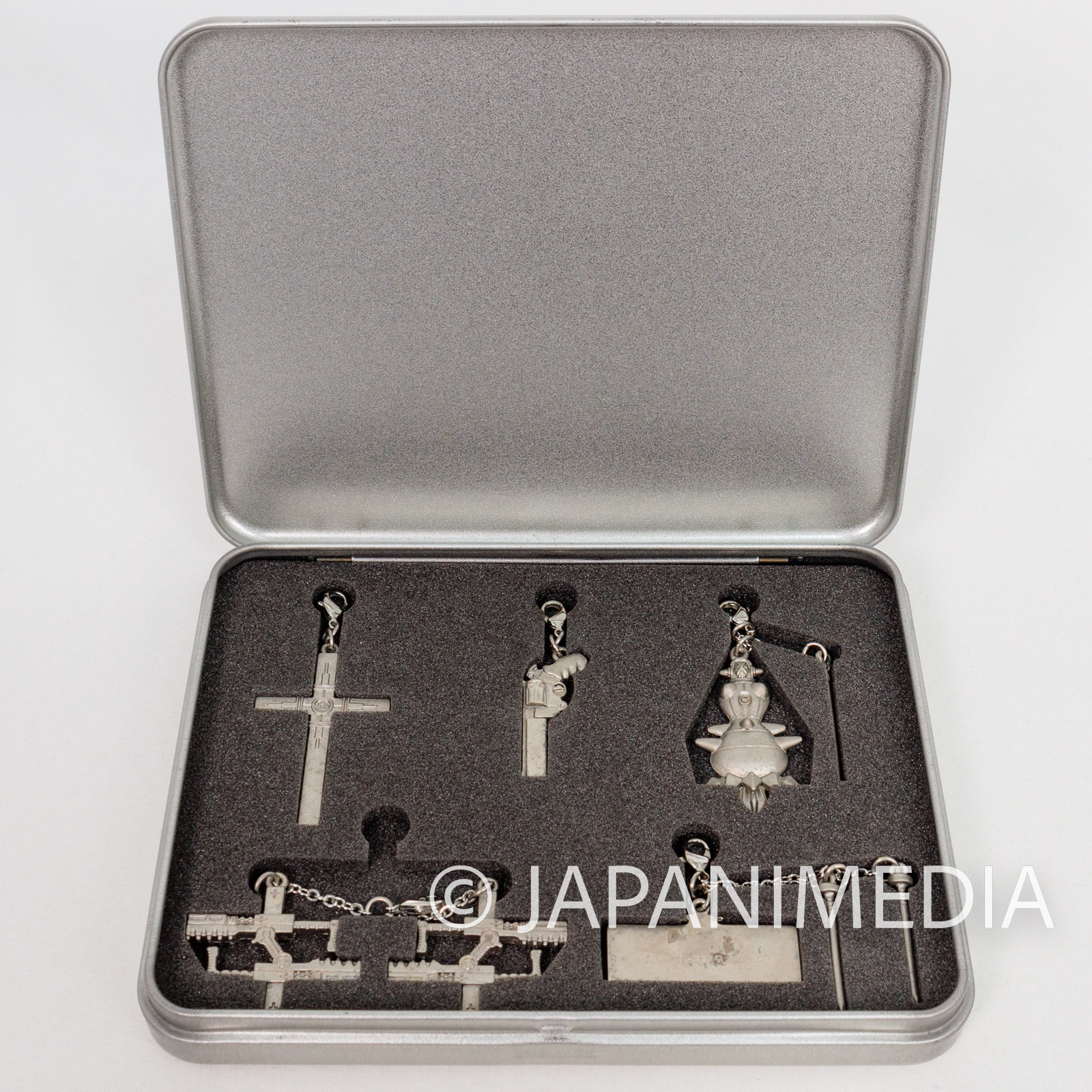 RARE!! TRIGUN Weapons Metal Charm Set [Vash/Wolfwood/Legato/Livio