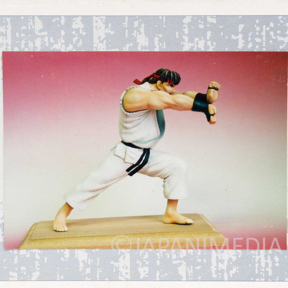Street Fighter 2 Ryu Hadouken Resin Cast Model Kit 1/8 Scale JAPAN CAPCOM Japanimedia Store FRONT