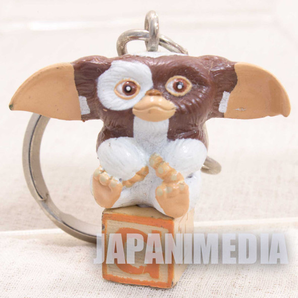 Gremlins Gizmo on Block Mascot Figure Keychain #2 JAPAN Japanimedia Store FRONT