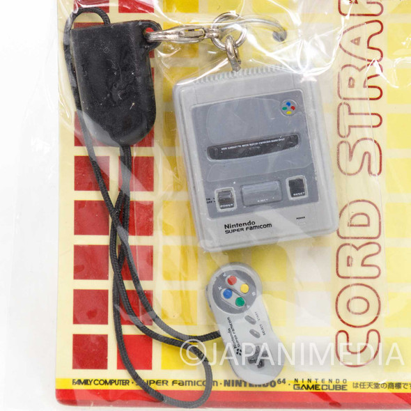 Nintendo Game Console Miniature Figure Strap Super Famicom SNES Japanimedia Store FRONT
