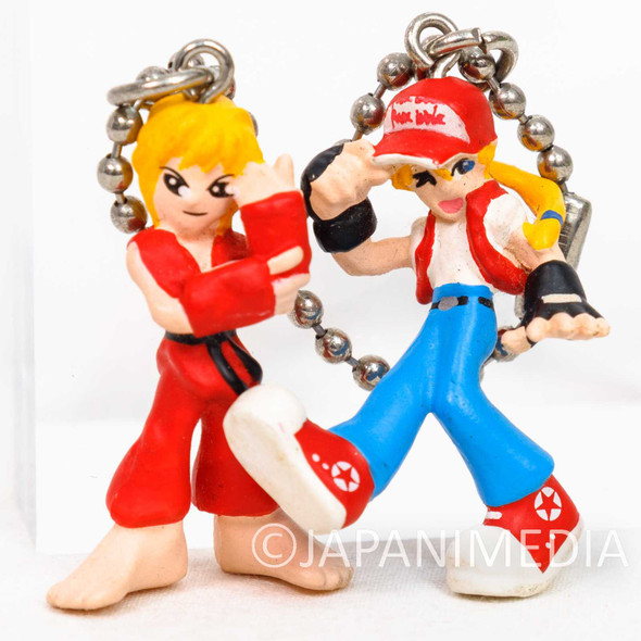SNK vs CAPCOM Terry Bogard (KOF) x Ken (Street Fighter) Twin Figure Ballchain Japanimedia Store FRONT