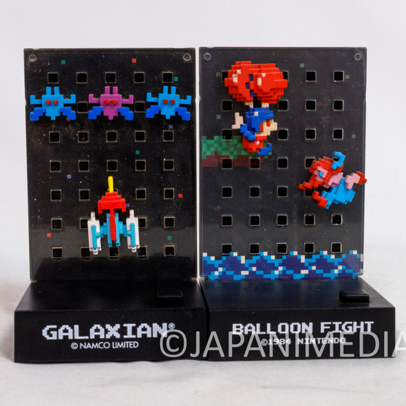 [JUNK / Non-Working] Namco Galaxian & Nintendo Balloon Fight Dotgraphics Figure Set  1