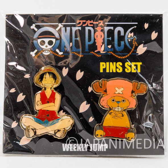 ONE PIECE Luffy Chopper Pins Badge Set 2001 JAPAN ANIME MANGA SHONEN JUMP Japanimedia Store FRONT