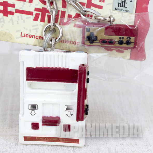 Nintendo Game Console History Miniature Figure Key Chain Famicom NES JAPAN Japanimedia Store FRONT
