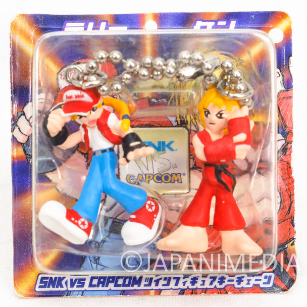 SNK vs CAPCOM Terry Bogard (KOF) x Ken (Street Fighter) Twin Figure Ballchain 2 Japanimedia Store FRONT