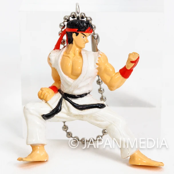 Retro RARE Street Fighter 2 Ryu Mini Figure Ballchain JAPAN GAME CAPCOM Japanimedia Store FRONT