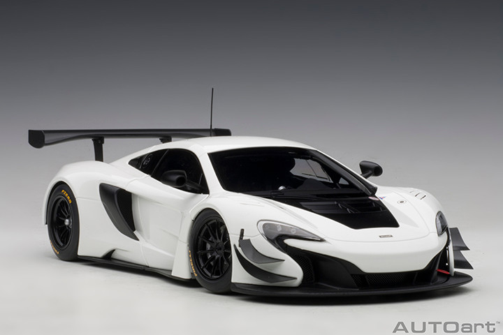 1/18 McLaren / マクラーレン 650S GT3 ホワイト McLAREN 650S GT3 (WHITE/BLACK ACCENTS) - CJ Vogler & Son Tax