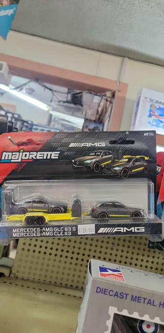 Mercedes AMG GLC 63S Silver with Silver Yellow Trailer Mercedes AMG GLC 63S Silver with Silver Yellow Trailer