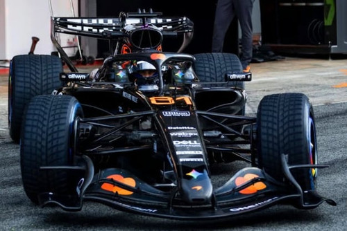 1/43 McLaren Mastercard Formula 1 Team MCL40 Barcelona Pre-Season Shakedown 2026 Oscar Piastri