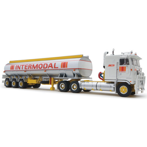 Intermodal MackTanker Semi