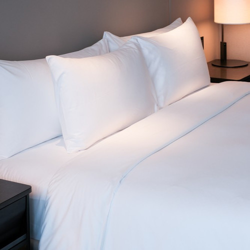 200tc New Adventures white percale sheets on RV bed