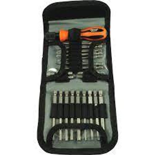 Tournevis embouts multiples, longueur 6-1/2", prise coussinée Tournevis embouts multiples, longueur 6-1/2", prise coussinée