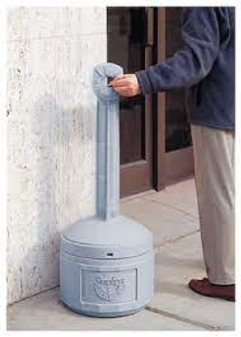 Cendrier Smoker's Cease-Fire sur pied en plastique avec une capacité de 4 gal. US et une hauteur de 38-1/2"