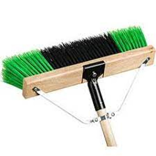 Balai-brosse manche renforcé Ryno 24 pouces Ferme Soies PVC Balai-brosse manche renforcé Ryno 24 pouces Ferme Soies PVC
