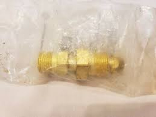 Adaptateur universel pour prise électrique 810