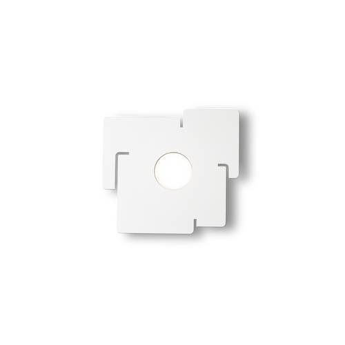 IUX215747