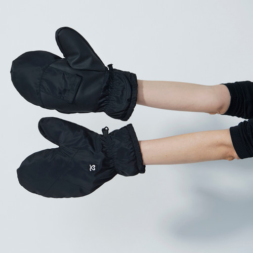 DS Alina Black Hand Warmers F25