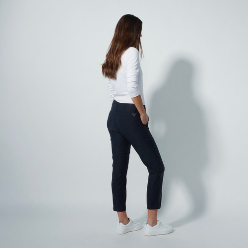 DS Magic Black Straight Ankle Pants S25