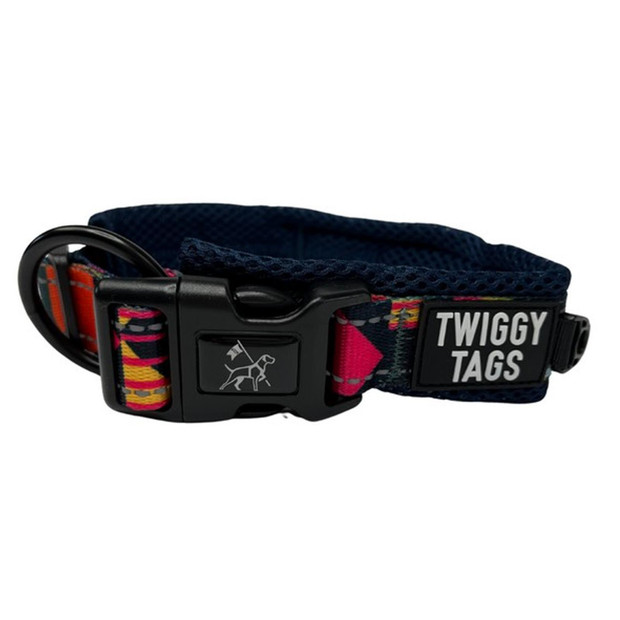 Twiggy Tags Reflective Adjustable Adventure Dog Collar. 