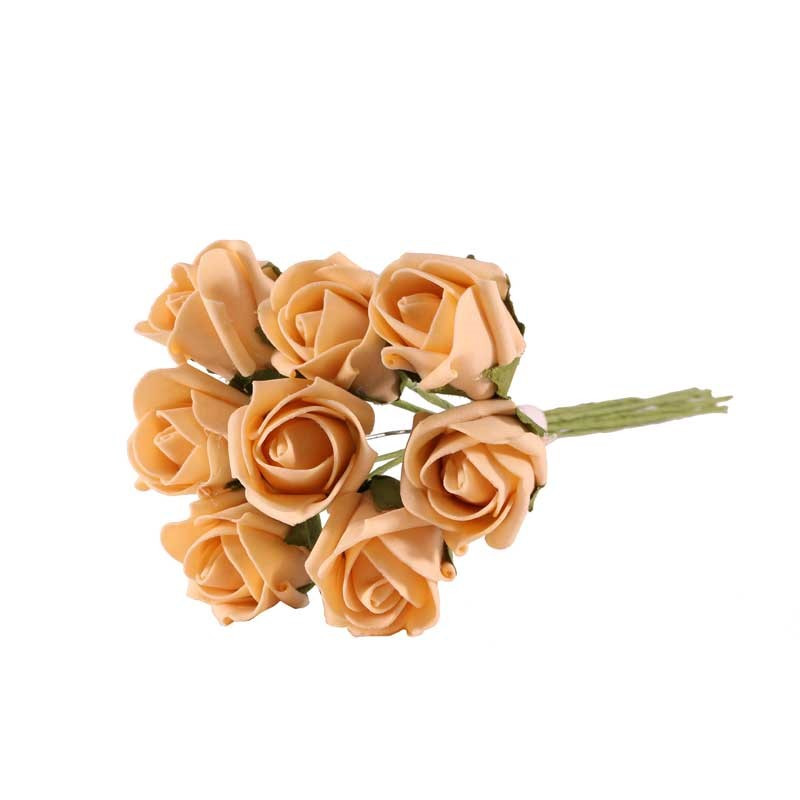 Foam Tea Rose Bud - Cream Gold (8 stems) - Interflora Marketplace
