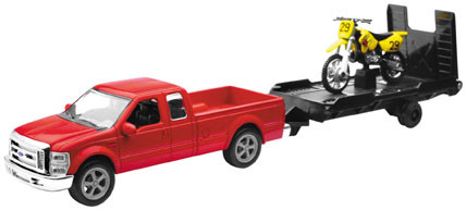 NewRay 1:43 Scale Truck w/Trailer