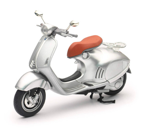 NewRay 1:12 Scale Toy Vespa 946