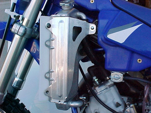 Works Connection Aluminum Radiator Braces (18-122)
