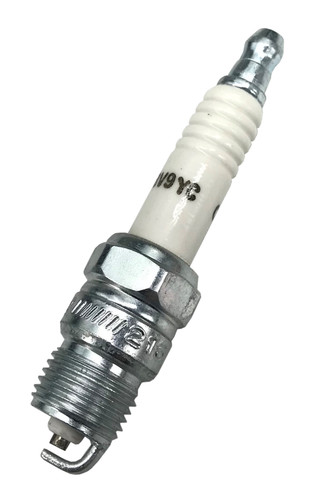 Champion Copper Plus Spark Plug RV9YC (400)
