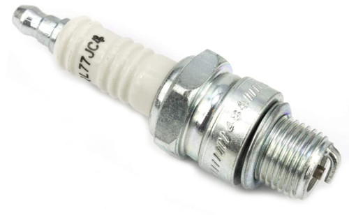 Champion Copper Plus Spark Plug QL77JC4 (828M)