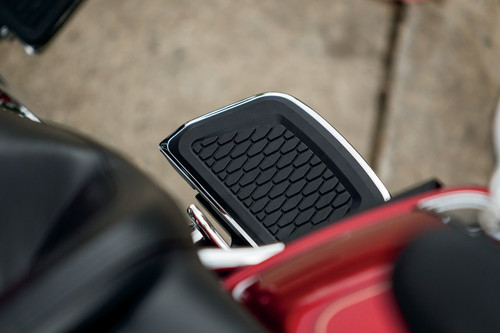 Kuryakyn Chrome Passenger Hex Floorboard Inserts (5902)