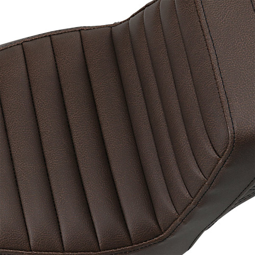 Saddlemen Brown Tuck-N-Roll/Rear Lattice Stitch Step-Up Seat (818-30-176BR)