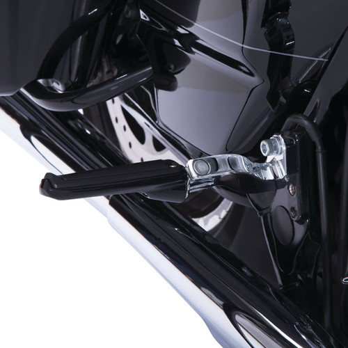 Ciro Black Rail Footpegs w/ Mount (61022)