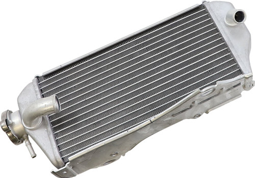 Moose Right Side Replacement OE Radiator (1901-0862)