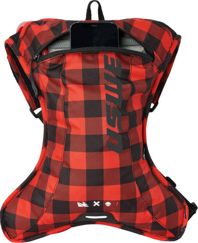 USWE Outlander Flannel 2L Hydration Backpack