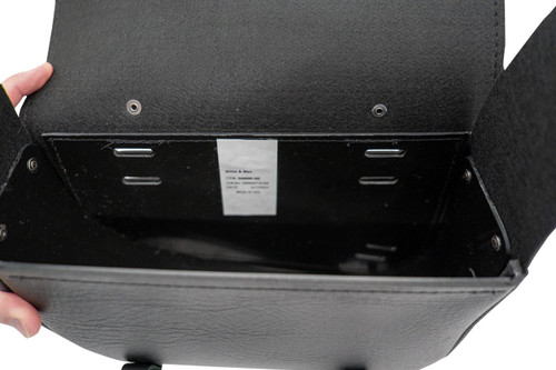 Wille & Max Black Jack Left Side 4.0L Swingarm Bag w/Black Buckle (59919-00)