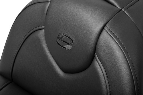 Saddlemen RoadSofa Plain Black Seat w/ Backrest (818-31-187BR)