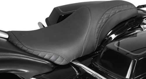 Mustang Tripper Fastback Seat for Yaffe Tank - Small Diamond Inlays (75269)