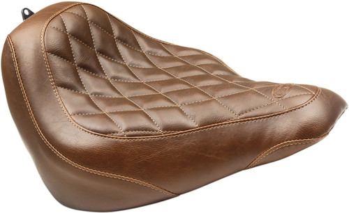 Mustang Wide Tripper Brown Solo Seat | Diamond Stitch (83053)