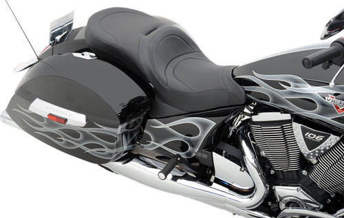 Drag Specialties Low Profile Touring Seat | Mild Stitch (0810-1540)