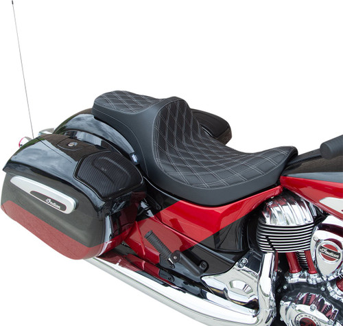 Drag Specialties Predator III Seat | Double Diamond w/Silver Stitch (0810-2263)