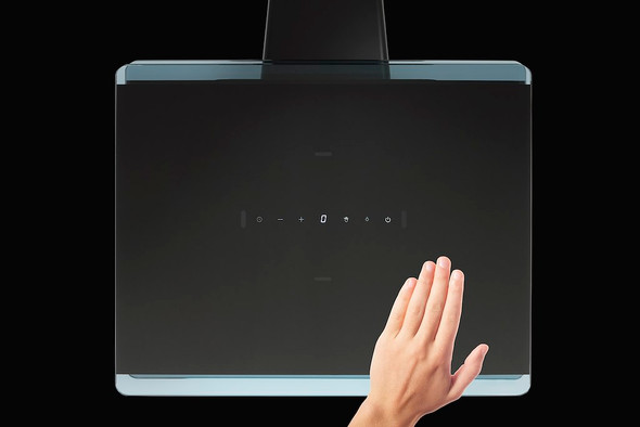 EXG60BL black -front with hand - CMYK 300dpi.jpg